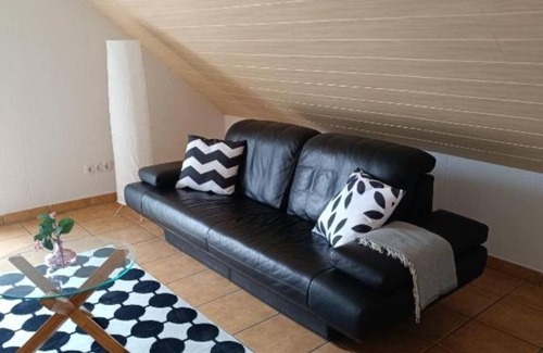 Kostheim Apartment | Cozy Dg apartment in Kostheim
