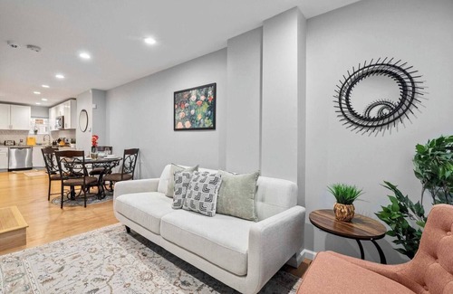 Downtown Baltimore House | Cozy Downtown Retreat | Walkable