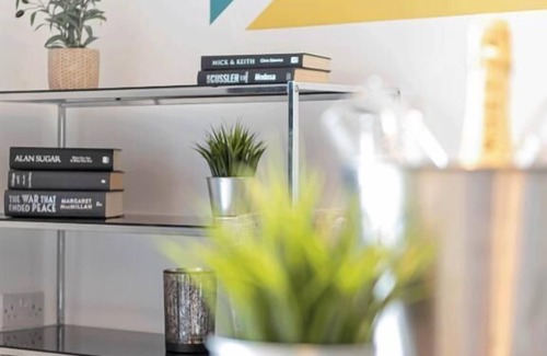 Dundee Apartment | Cozy Dundee Apartment with a View