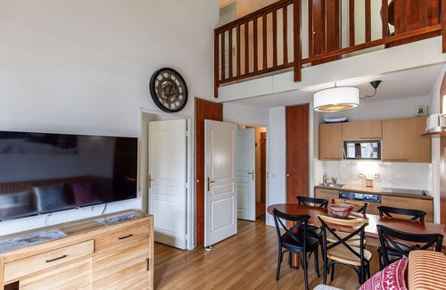 La Mongie Apartment | Cozy Duplex for 7 with Parking, Indoor Pool, and Fitness Room
