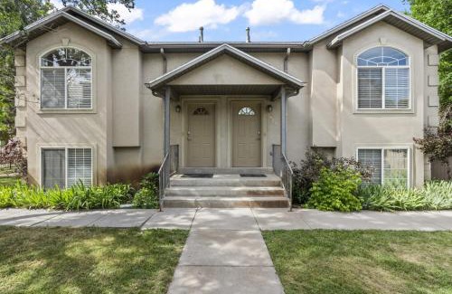 Ogden House | Cozy Duplex Gem Mins to Downtown and Ski Resorts