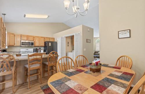 Ogden House | Cozy Duplex Gem Mins to Downtown and Ski Resorts