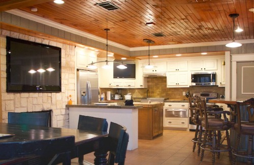 Denison Cabin | Cozy Duplex Style Cabin on Lake Texoma: Cabin 102
