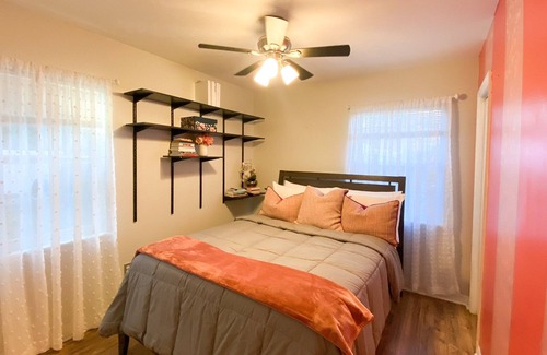 Ballast Point House | ★Cozy elegant/2bd single level house/Quiet area★