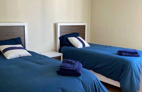 Munjoy Hill Condo | Cozy, Elegant and Bright 2 bed in the East End
