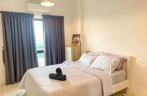 Shah Alam Apartment | Cozy Emira Home 3 Bedrooms