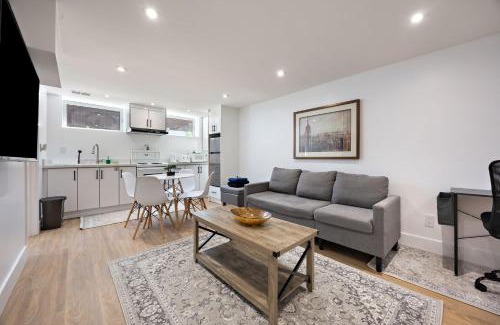 Pickering Apartment | Cozy Entire Apt - Quietness & Privacy