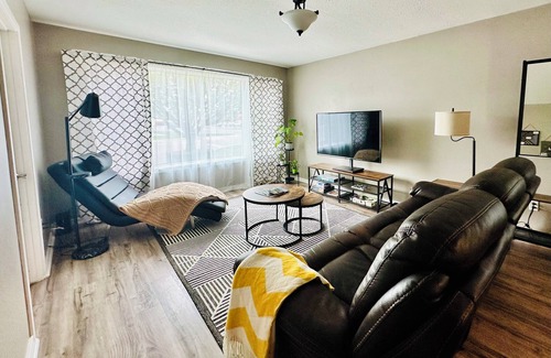 Whitehorse House | Cozy, family-friendly downtown living in Whitehorse, Yukon!