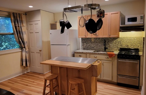 Jarrettsville Apartment | Cozy farm studio