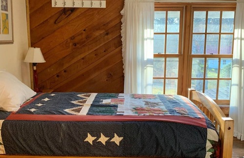 Rowe Other | Cozy Farmhouse Retreat in the Berkshires - Gabriel’s Room