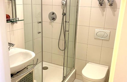 Pentling Apartment | Cozy Flat , Near University , WIFI&Free Parking