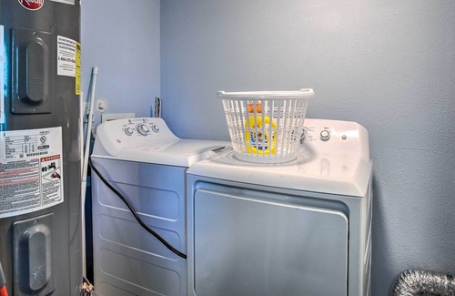 Freeport House | Cozy Freeport Abode Near Golfing & Boating!