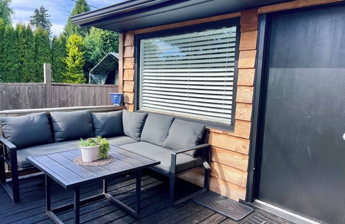 Granthams Landing House | Cozy Furnished Gibsons Cottage - good for single/couples. Lengthier stays negot.