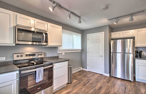Hermantown House | Cozy Getaway: 5 Miles to Duluth & Lake Superior!