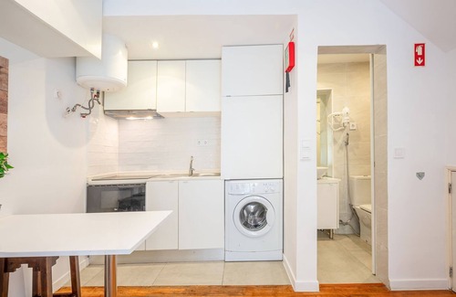 Santo Estevao Apartment | Cozy Getaway in Alfama by LovelyStay