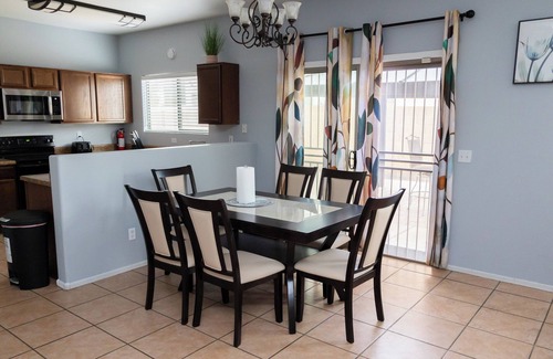 Maryvale House | Cozy Getaway in Phoenix