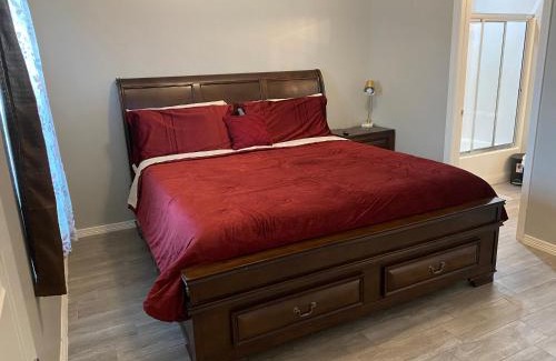 Edinburg Apartment | Cozy Getaway with King Bed near UTRGV