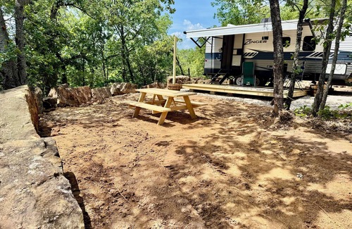 Osage County House | Cozy Glamping at Keystone Lake: Boat Rental, Hiking, Campfire, Serene Outdoors