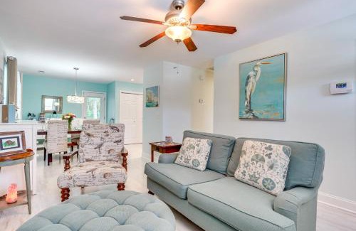 Goose Creek House | Cozy Goose Creek Escape with Patio and Grill