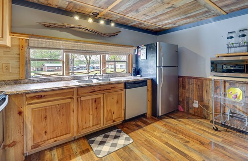 Copeland House | Cozy Grove Vacation Rental Near Neosho River