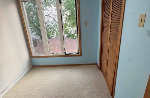 North Bay House | Cozy Guest Suite – Private Entry, Shared Bath, Lake Access