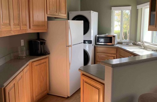 Concord House | Cozy Guesthouse-Individual Unit Private & Relaxing