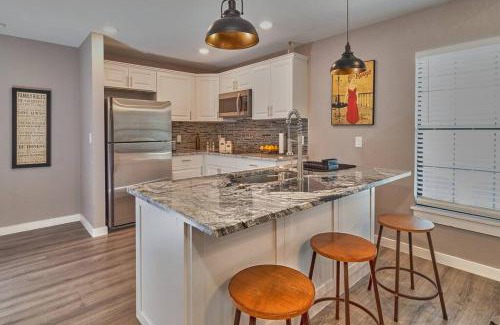 Tampa House | Cozy Haven Attached to Million Home - South Tampa