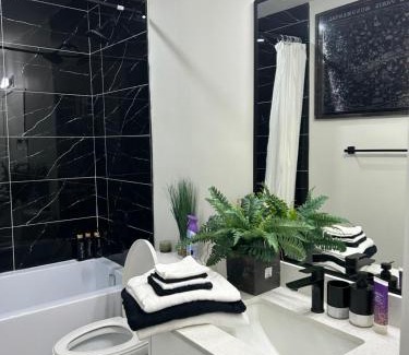 Southwest Edmonton Apartment | Cozy Haven!