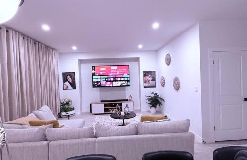 Winnipeg House | Cozy Haven