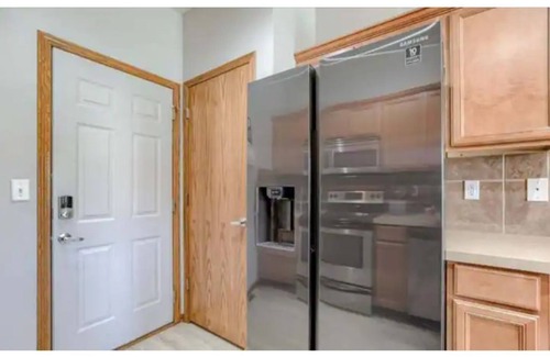 Lincoln House | Cozy Haven in Lincoln, Nebraska!