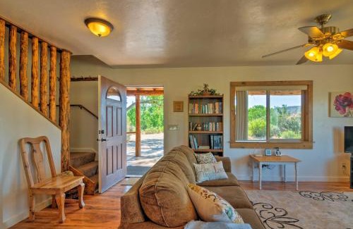 Henrieville House | Cozy Henrieville Cabin 18 Mi to Bryce Canyon NP!