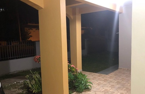 Rocha House | cozy hidden gem in Moca PR. Free Pkg, AC, WiFi.