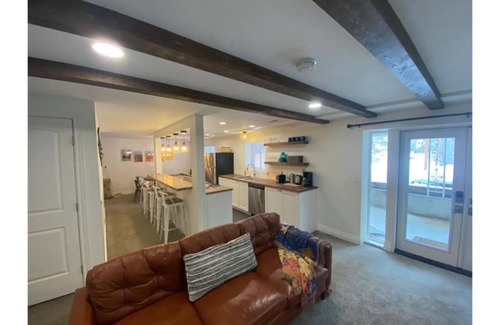 Sandy Apartment | Cozy Hideaway for 8 near Canyons