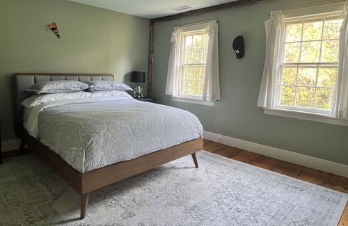 Lewisboro House | Cozy Historic Estate on 3 acres with Chef's Kitchen, Fireplaces, Pool, Hot Tub