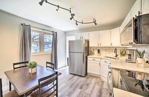 Hobart House | Cozy Hobart Retreat < 9 Mi to Lake Michigan!