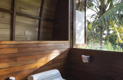 Peliatan Resort | Cozy Holiday with Stylish Bee House