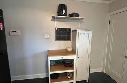 The Southampton House | Cozy Home 3-bedroom house with WiFi, AC in delightful St. Louis