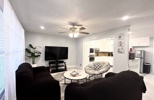 San Angelo House | Cozy home 31 nights minimum