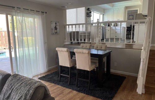Pleasanton House | Cozy home 5 minutes from downtown, located in the heart of Pleasanton