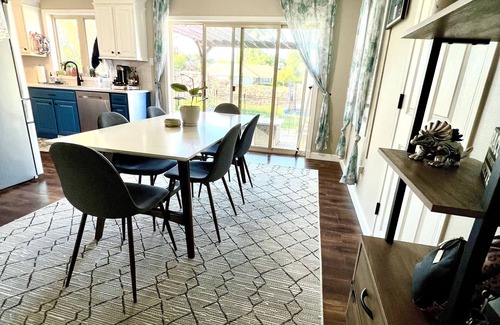 Oshkosh House | Cozy Home a few miles away from EAA & Sea Plane Base