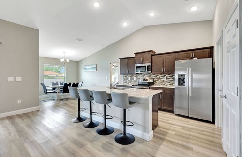 Centennial House | COZY HOME AWAY FROM HOME!