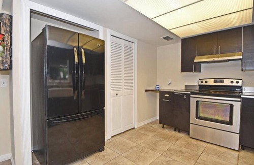 Campbell House | Cozy home away from home on private property