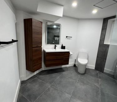 Pickering Apartment | Cozy home away from home