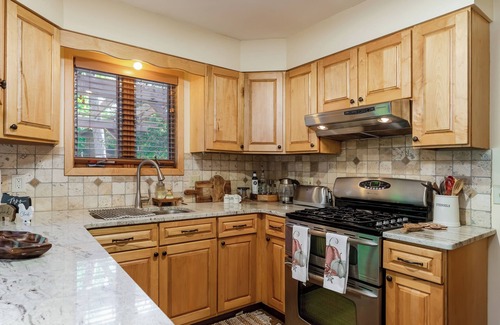 Wisconsin Dells House | Cozy Home Away From Home In Dells