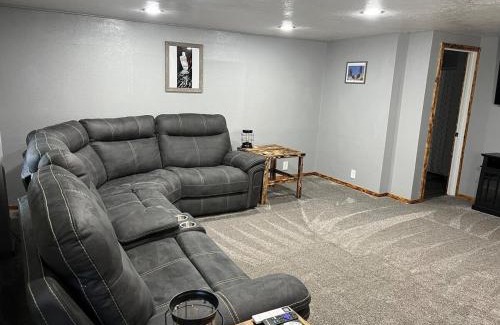 Glendale House | Cozy Home Between Zion & Bryce