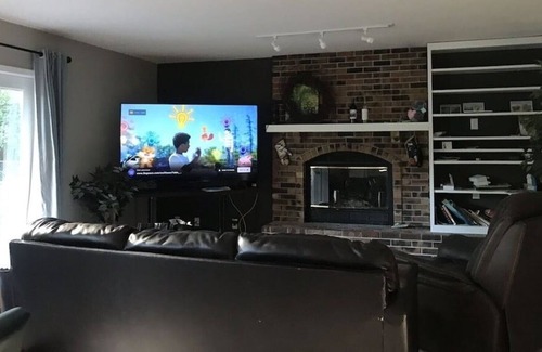 East Bloomington House | Cozy home by airport mall of America