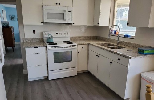 New Port Richey House | Cozy home close to everything!