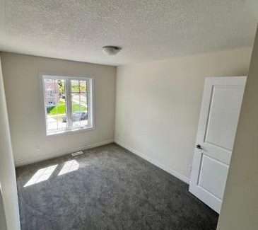 Kitchener House | Cozy Home for 10 people
