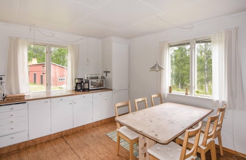 Arjang House | Cozy home in årjäng with WiFi