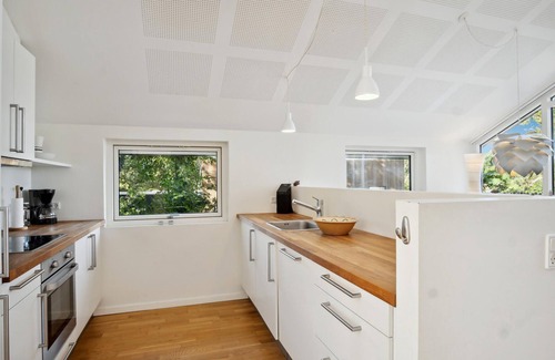 Hvidbjerg Strand House | Cozy home in Børkop with WiFi